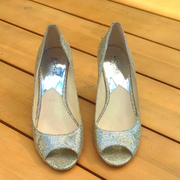 Michael Kors Silver Gold Open Toe  Glitter Heels - Size 10 Great Condition - Picture 1 of 7
